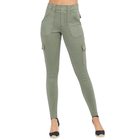 SPANX Twill Ankle Cargo Pants - Picture 1 of 8